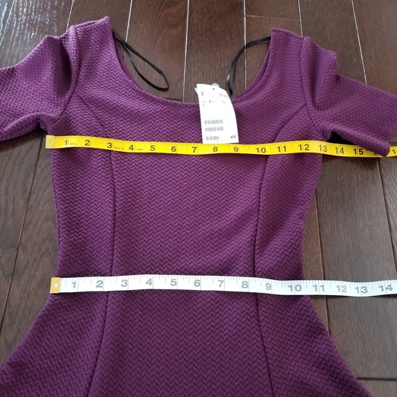 H&M Skater Dress - Picture 2 of 5